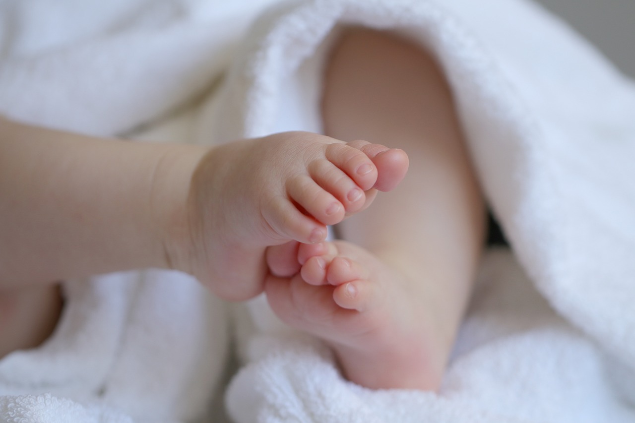 生理になる夢の意味は？（夢占い）トイレ、血の塊、ナプキン、漏れる、苦しむなど
