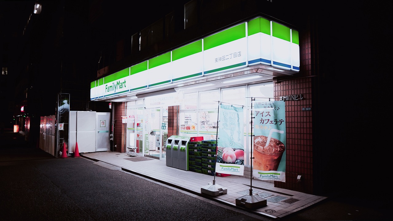 コンビニの夢の意味（夢占い）