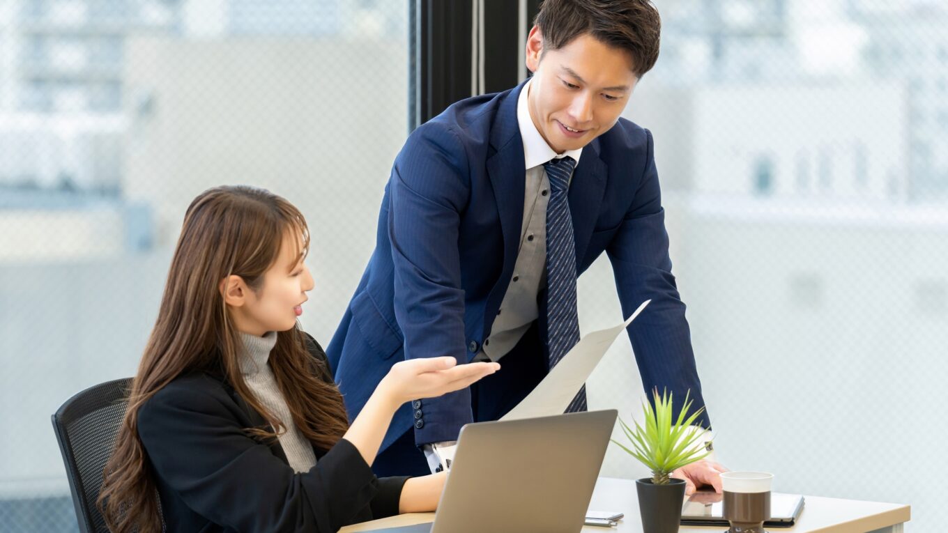 マウントを取る人の末路について【その特徴と対処法も解説】